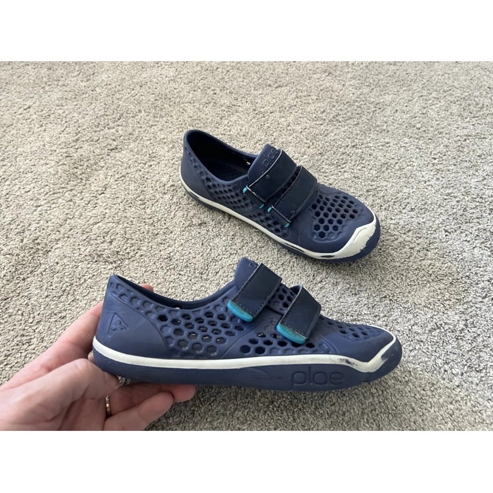 Plae Mimo Youth Kids Size 3 Navy Closed Toe Water Shoes 116171-400 Boys
